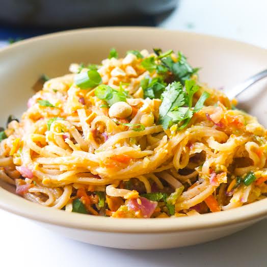 Pad Thai with Carrots and Cabbage